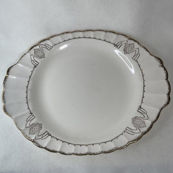 11x13.5 Golden Ware Sebring Cameo Platter 22 carat gold - Picture 1 of 6